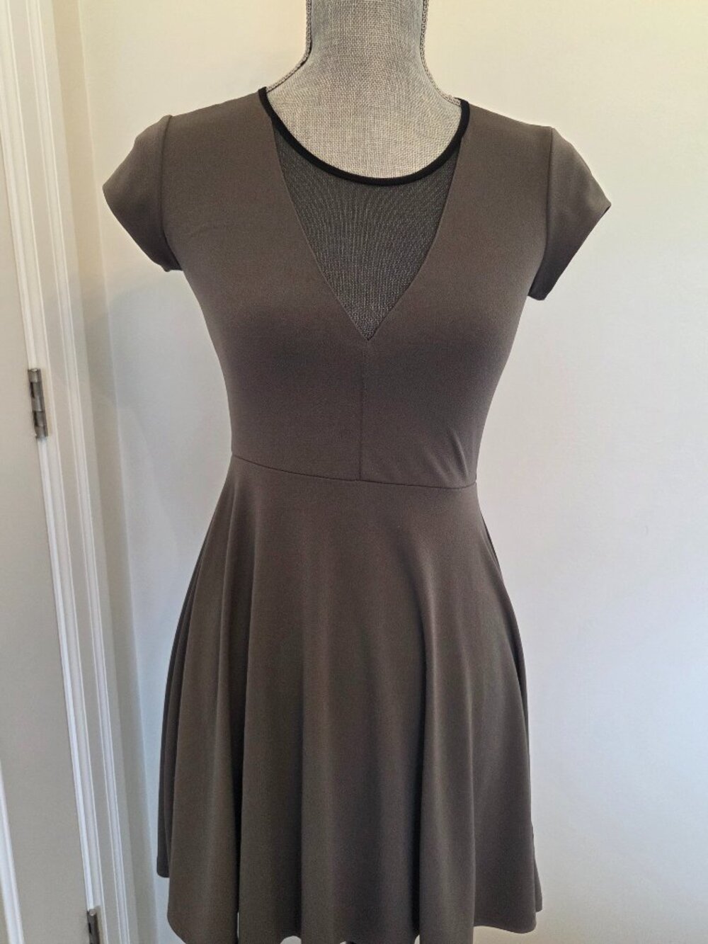 Kimchi Blue Mesh brown short sleeve mini dress size small